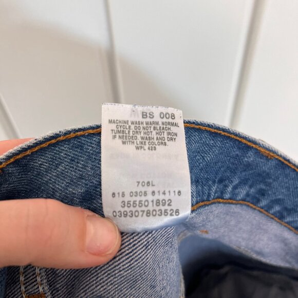 Levis 550 Relaxed Fit Denim Jean Shorts Dad Baggy Y2K Men 42 - Picture 7 of 7